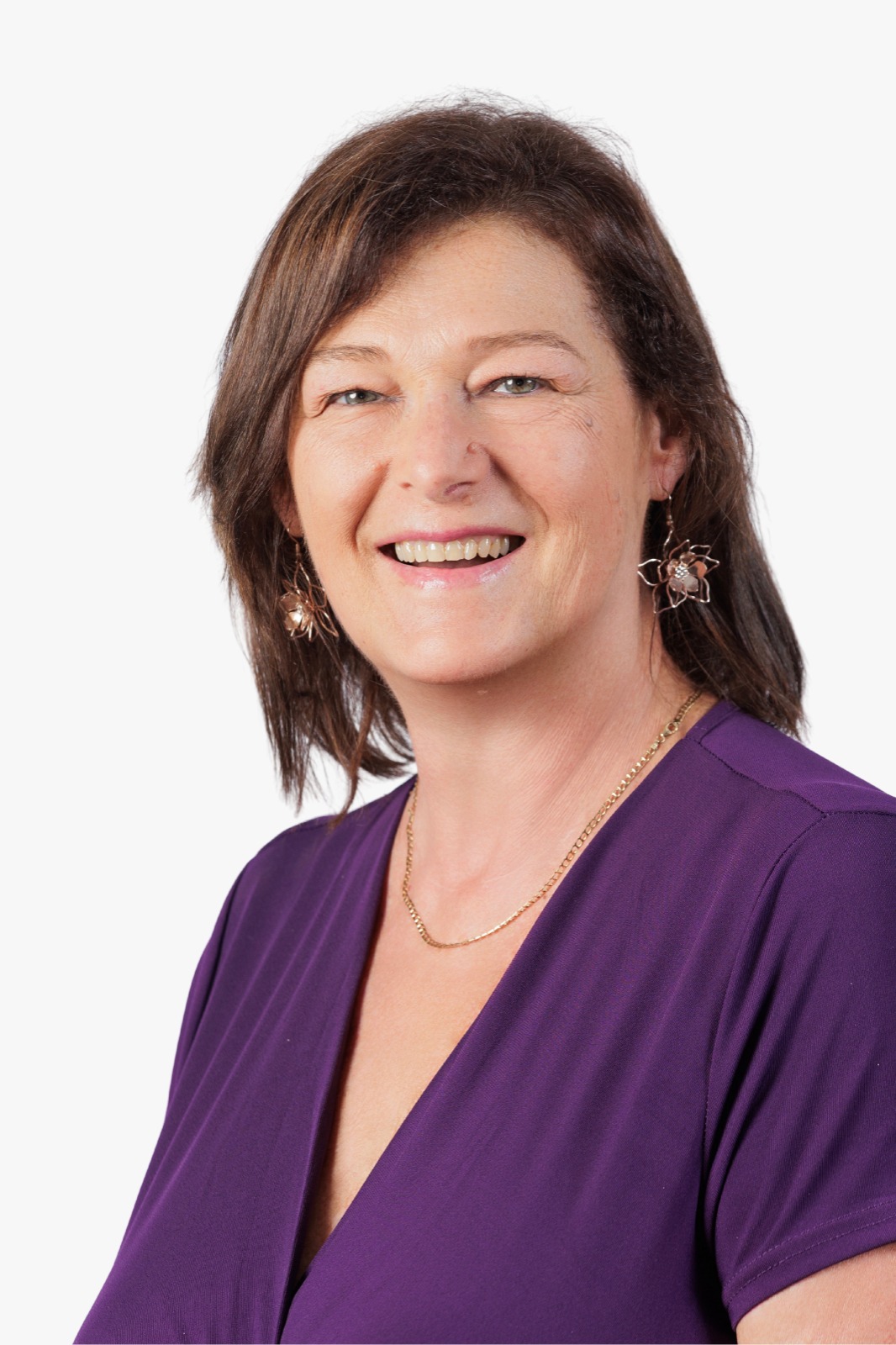 Kim Jones, Full Status Property Practitioner